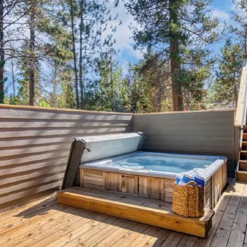 Tanner by Avantstay Modern Cascades Escape