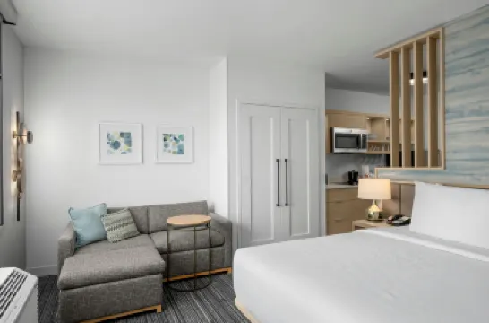 楠帕TownePlace Suites酒店 鄰近Ford Idaho Center的酒店