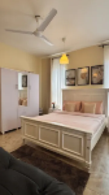 Brand new 4-bedroom Villa, with balcony overlooking Lake Victoria Hotels in 