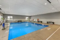 Best Western Plus Williston Hotel  Suites - Pools