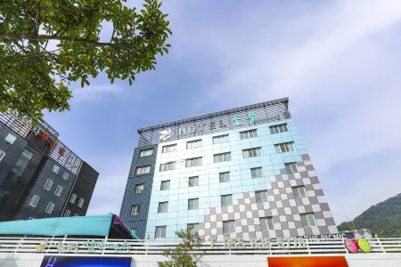 Sacheon Hotel Picnic