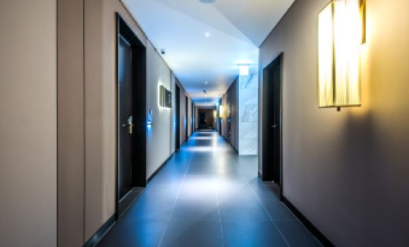 Rivertain Hotel
