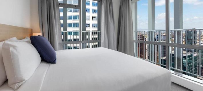 Auckland Harbour Suites Hotels in Auckland