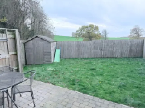 Luxury House - Sleeps up to 6 - Near Nec