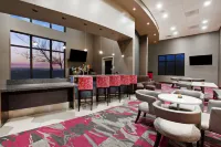 Hampton Inn & Suites Oakland Airport-Alameda - Airport Shuttle