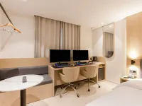 Sungshin Women’s University Station Woody Hotels near Daedeogsa