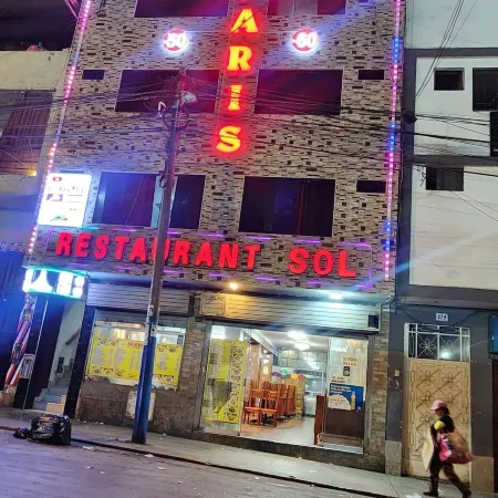 HOSTAL PARIS M&P 3