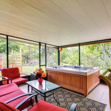 North Port Garden Home: Florida Room, Lanai!