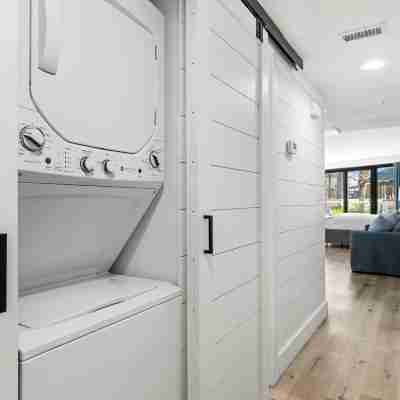 Beachside 2 4211 Others