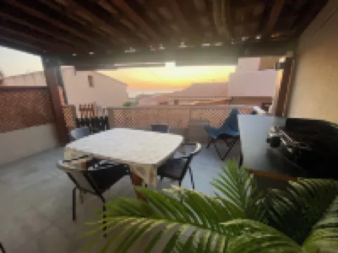 Rental in small condominium by the sea Agosta plage Hotels in Albitreccia