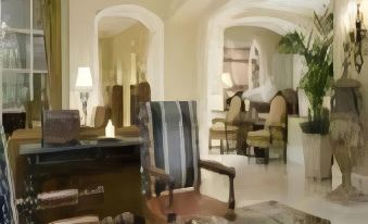 California Suites Hotel