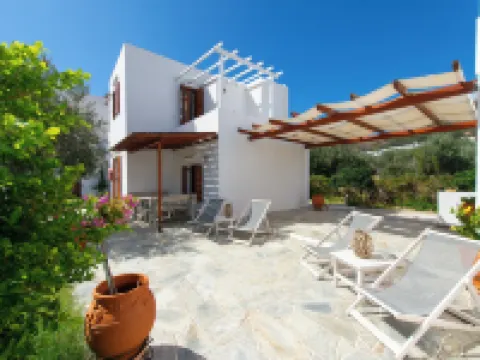 Blue Fish Hotels in Milos
