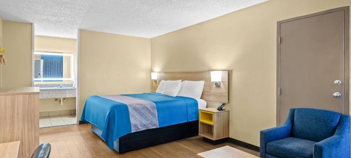 Days Inn by Wyndham Lafayette Near Lafayette Airport Hotels in Lafayette