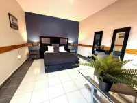 Hostal Metropol - Pensions