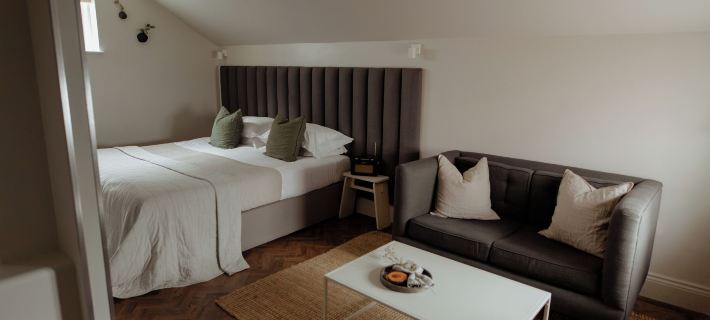 Hideout Hotel Hotels in Hull