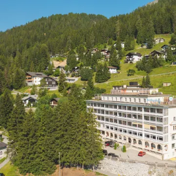 Davos Youth Hostel