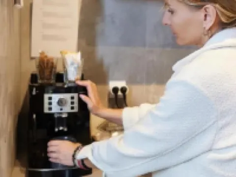 ホステル ドス エスタシオネス アリカンテ駅周辺のホテル