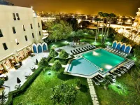 Ibis Oujda - Pools