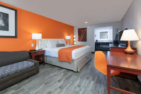 Howard Johnson by Wyndham San Marcos