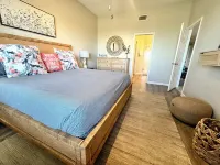 Updated Ocean Park Condo-4 Min Walk to Beach--Open May 17-22, June 8-13, 20-27.