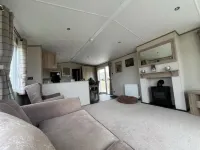 Holiday Cabin Sleeps 5, Pets, Edinburgh Festival - 2-Star