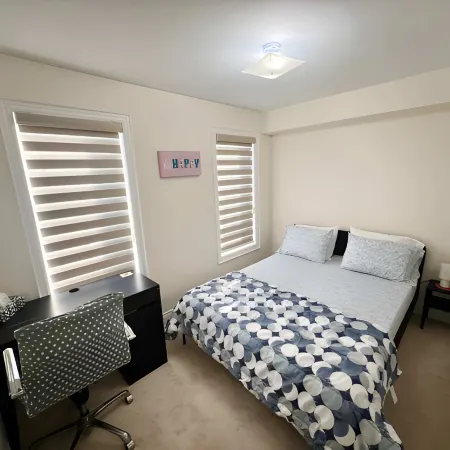 Modern 4‑ Retreat I 2‑ Parking I Steps from the Ajax Waterfront