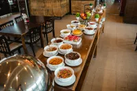 Premium Tower Suites - breakfast