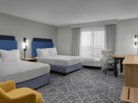 햄프턴 인 & 스위트 로스웰 로즈웰 호텔