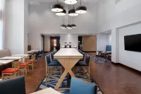 哈姆普頓酒店及套房哈維/新奧爾良西岸 - 早餐