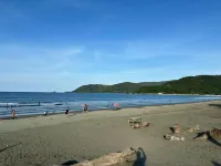 Blue Coco Baler Beach House - شاطئ