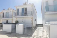 Villa Suri, Luxury Seafront Villa - 4-Star