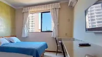 Golden Beach Hotel - parking
