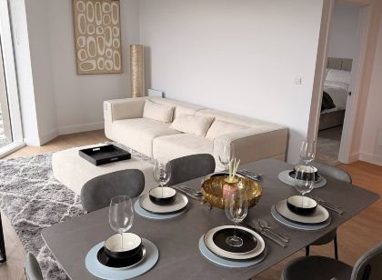 Stylish Park-facing Retreat in Central Manchester