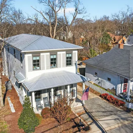 Fowlkes Street by AvantStay Minutes from Historic Main Street Short Drive to Downtown Nashville