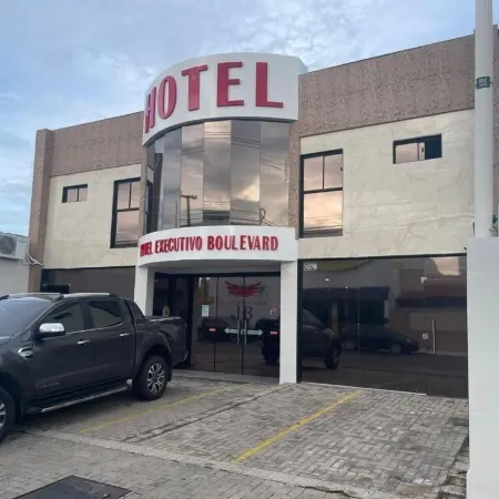 Hotel Executivo Boulevard