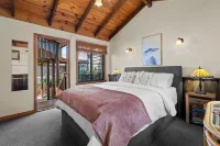 Tamborine Mountain Bed & Breakfast