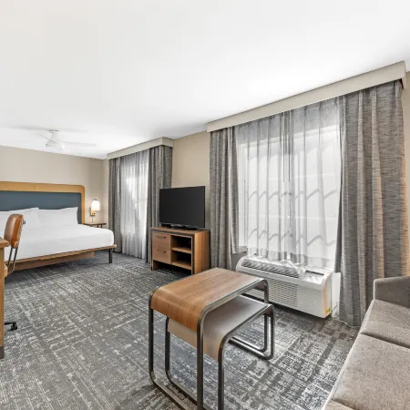 Homewood Suites by Hilton Laredo at Mall del Norte