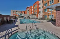Residence Inn Sacramento Davis - Pools