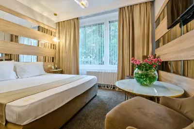 Sova Na Kashirskoy Hotel Các khách sạn gần Ga tàu điện ngầm Kantemirovskaya