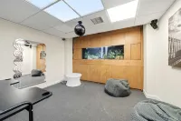 6-bedroom Family Haven With Garden in Aylesbury - Wifi