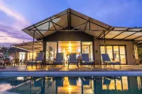Aloegrove Safari Lodge - Swimmingpools