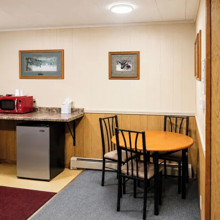 Indianhead Ironwood Hotel