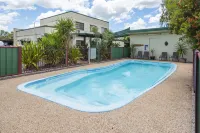 Roma Motel - Pools