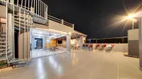 Park Abode Guest House - Homestays