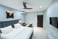 Hotel Lee Garden Near to Blue Flag Beach 500 Mtrs