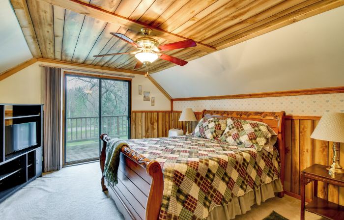 Classic Up North Cabin: Boat, Fish, ATV & Explore