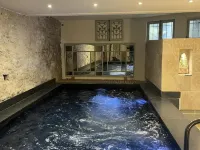 Les Suites de L’Opéra Hotels in Vichy