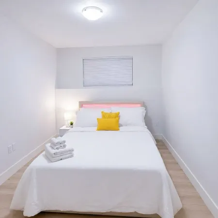 Stylish 3-Bedroom Full House Near Magnetic Hill