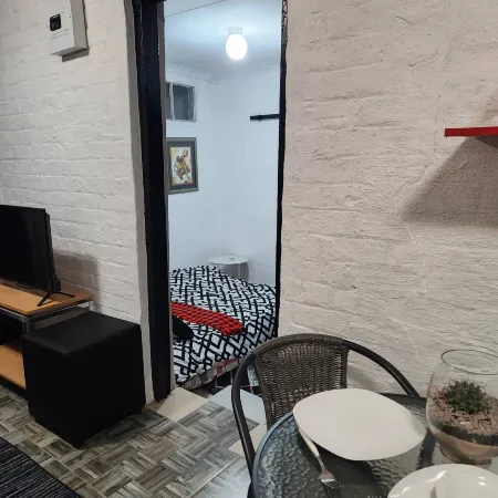 Parkhurst Garden Guest Suite Отели рядом с достопримечательностью «Плотина Эммаренша»