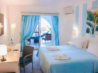 Ocean Point Resort & Spa Adults Only - bar